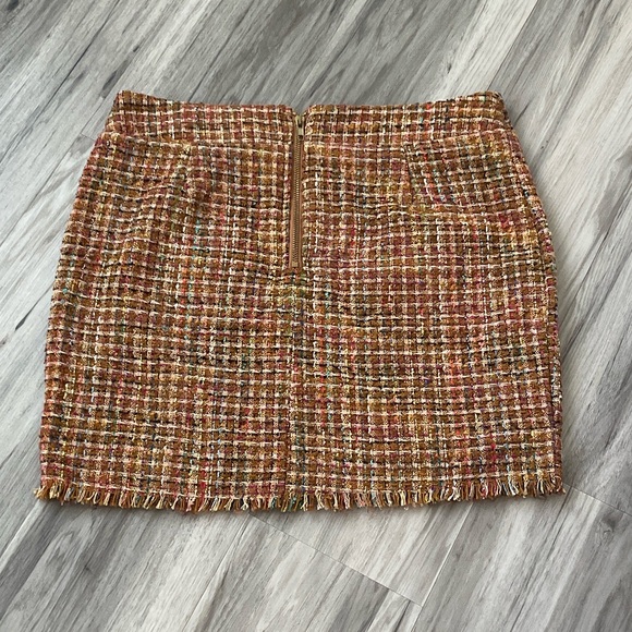 Blu Pepper Women’s Multicolor Tweed Mini Skirt with Frayed Hem size large - Picture 7 of 8